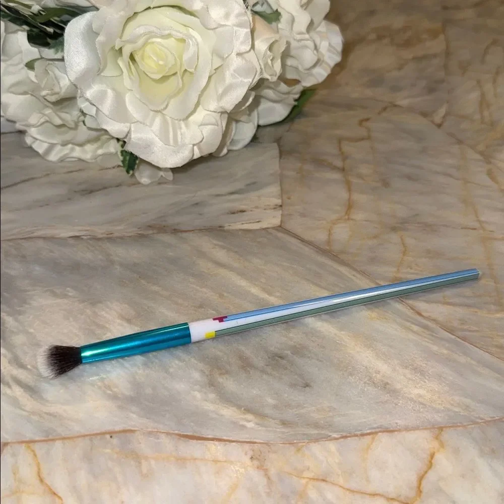 Tarte Eyeshadow Blending Brush Teal Metallic Ferrule Striped Handle